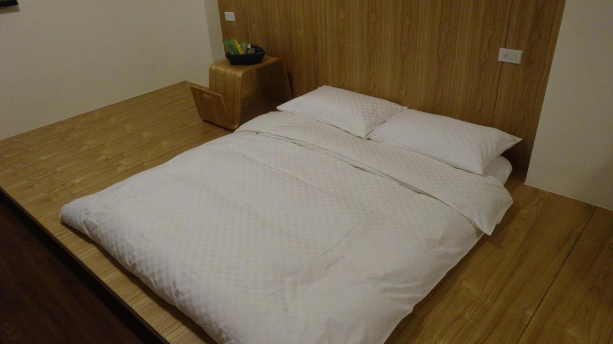 Meow G Cafe Hostel Hualien Habitación foto